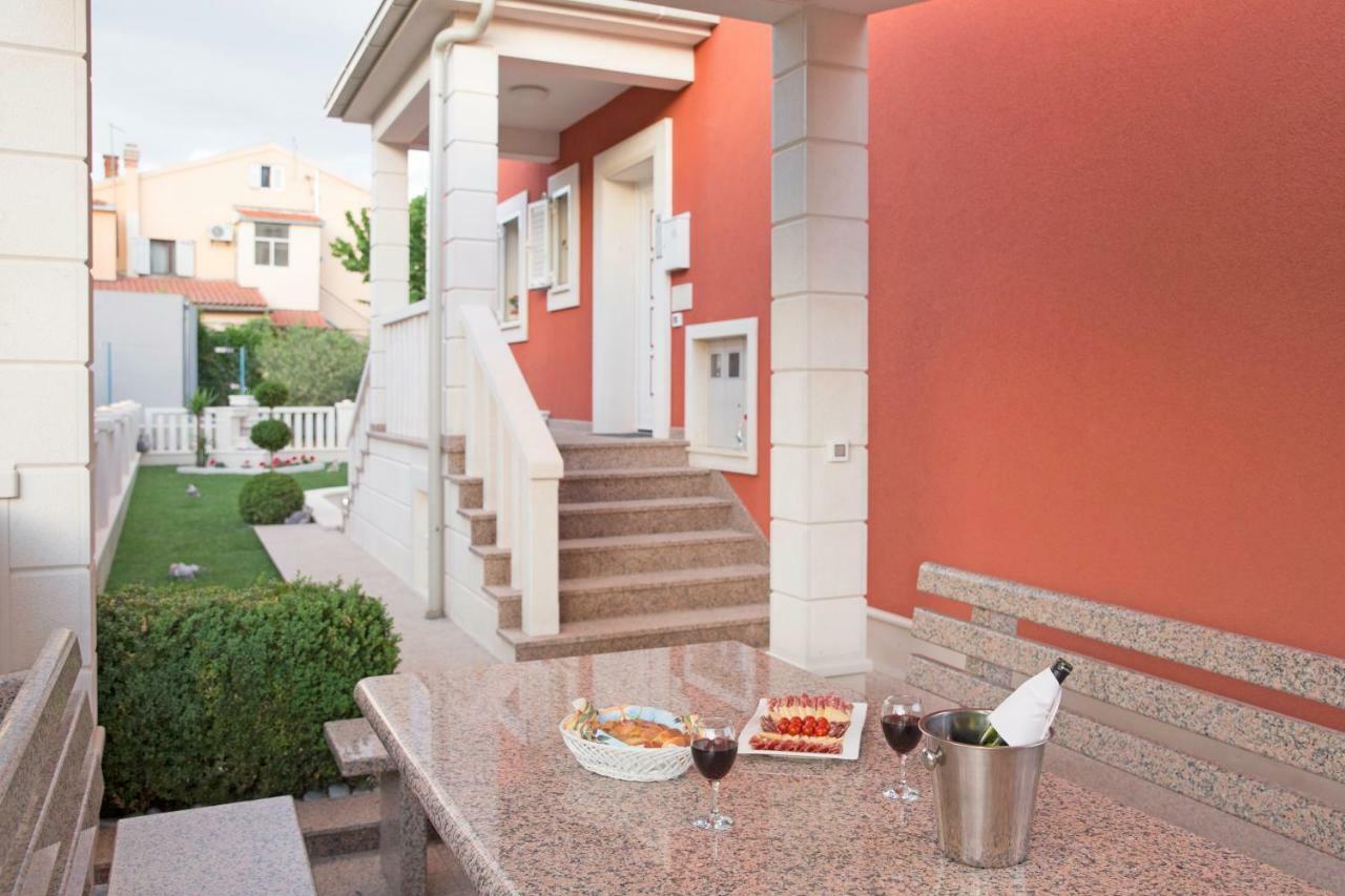 Villa Apartments Art Trogir Exterior photo